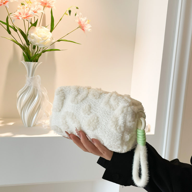 Dulce chica todo fósforo personalidad pequeña bolsa cuadrada bolsa de cosméticos para mujer sensación de alta calidad almacenamiento de gran capacidad embrague todo fósforo