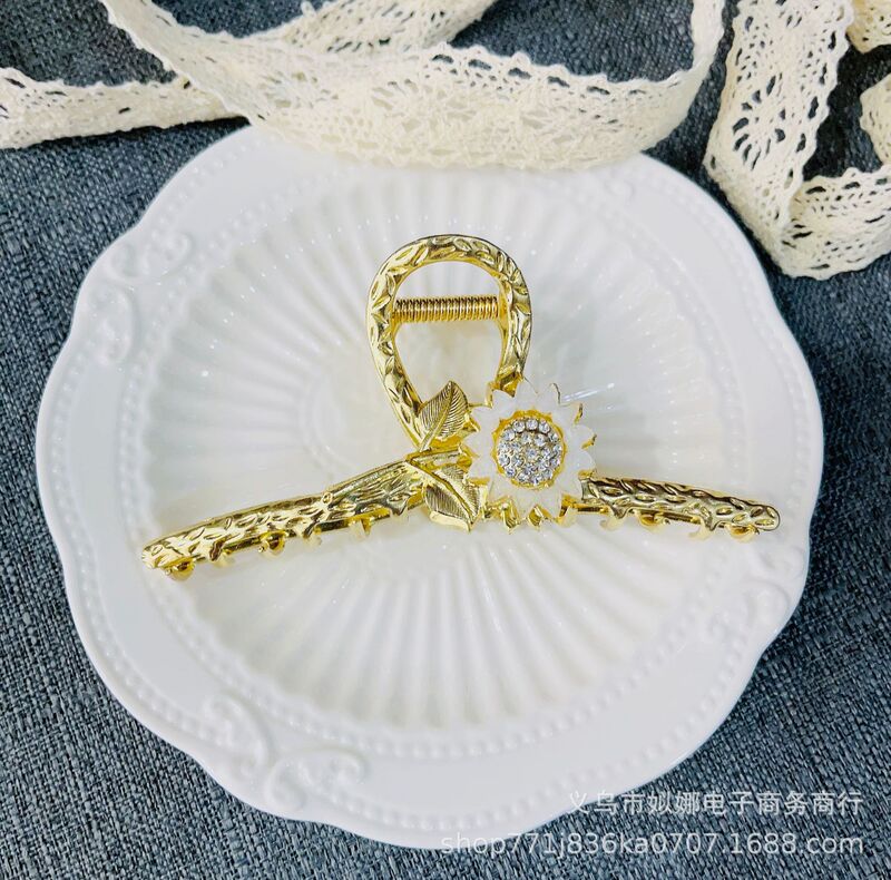 韓国式の新型ファッションの合金メッキの後頭部のクリップの気質のファッションの大きいサイズの女性のサメのクリップのクリップ|undefined