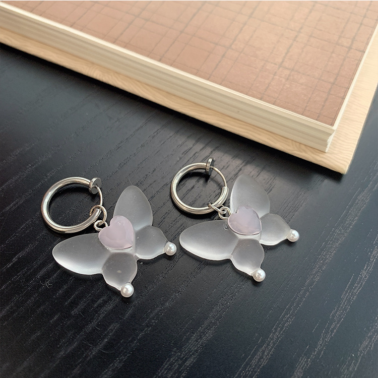 1 Pair Simple Style Butterfly Resin Titanium Steel Drop Earrings display picture 6