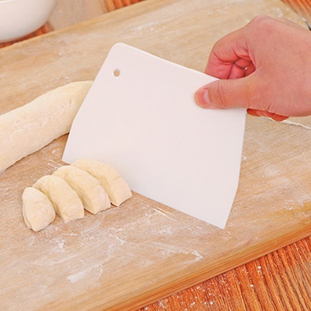 Pan al vapor cuchillo de plástico trapezoidal herramienta raspador de plástico raspador de mantequilla raspador de aceite tablero de corte de bola de superficie
