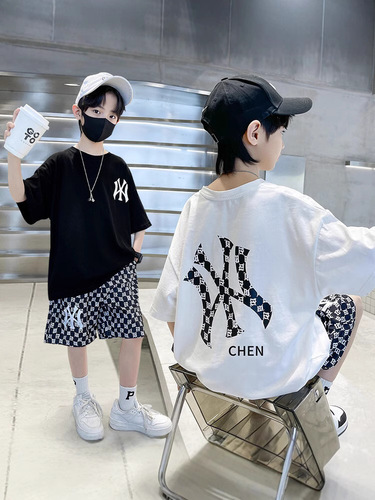 Boys' Summer Trendy Cool Sports Set 2025 Korean Version Casual Print Thin Short-Sleeve T-Shirt 2-Piece Set