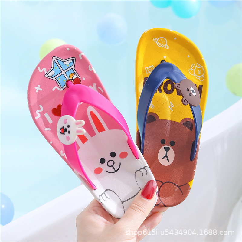 Summer new cartoon children's flip flops...