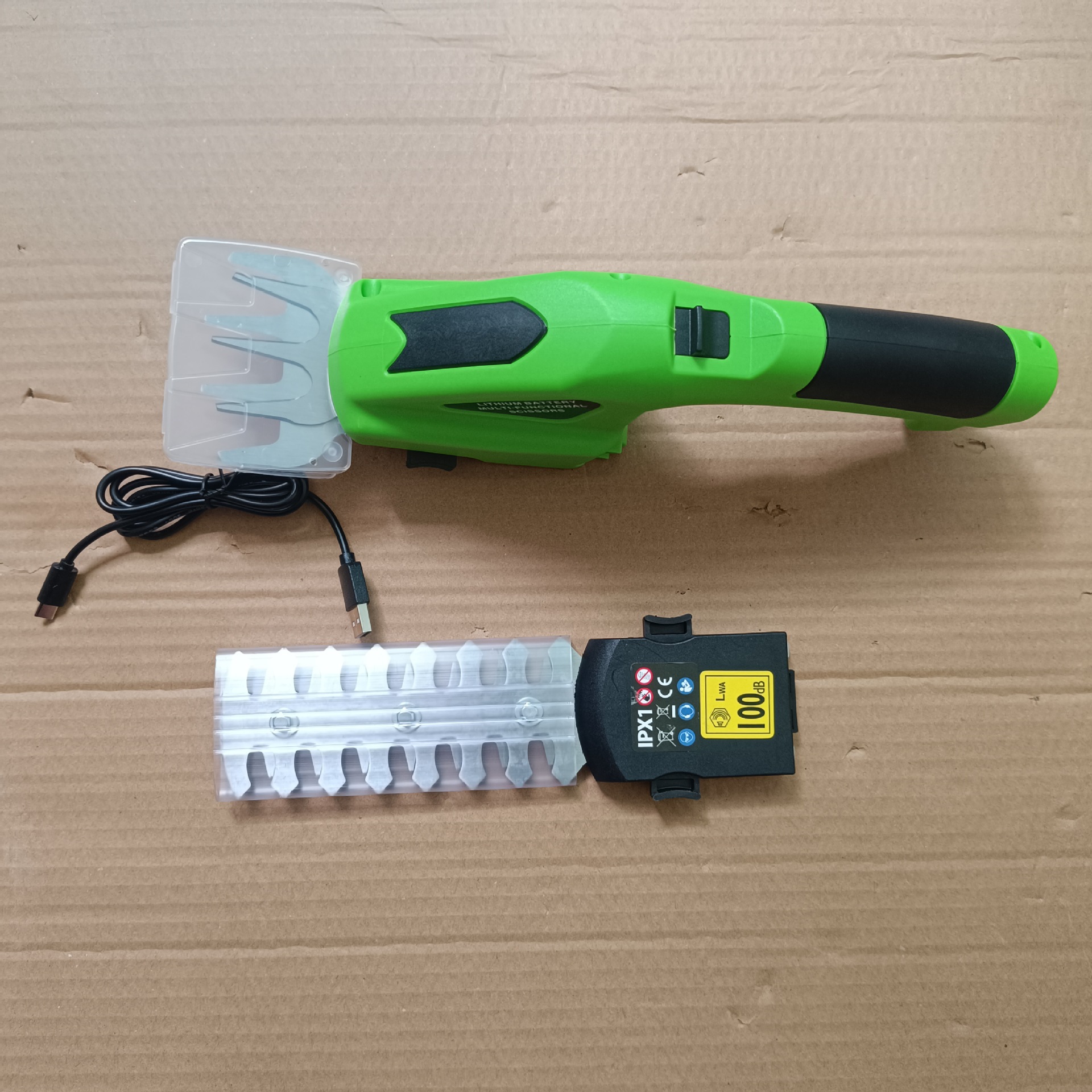 绿篱机 剪刀电动小型家用割草机锂电园艺剪充电修枝剪修枝剪批发