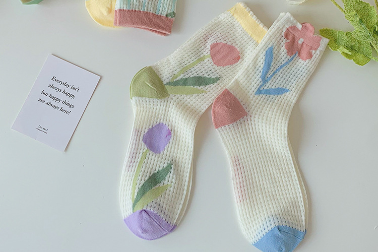 Summer Season Women'S Gender Mesh Design Sweet Style Women's Sweet Flower Nylon Cotton Mesh Crew Socks A Pair