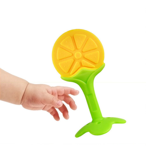 Wholesale dual-color 3D fruit-shaped baby teethers, strawberry and grape flavors, odorless silicone baby teethers