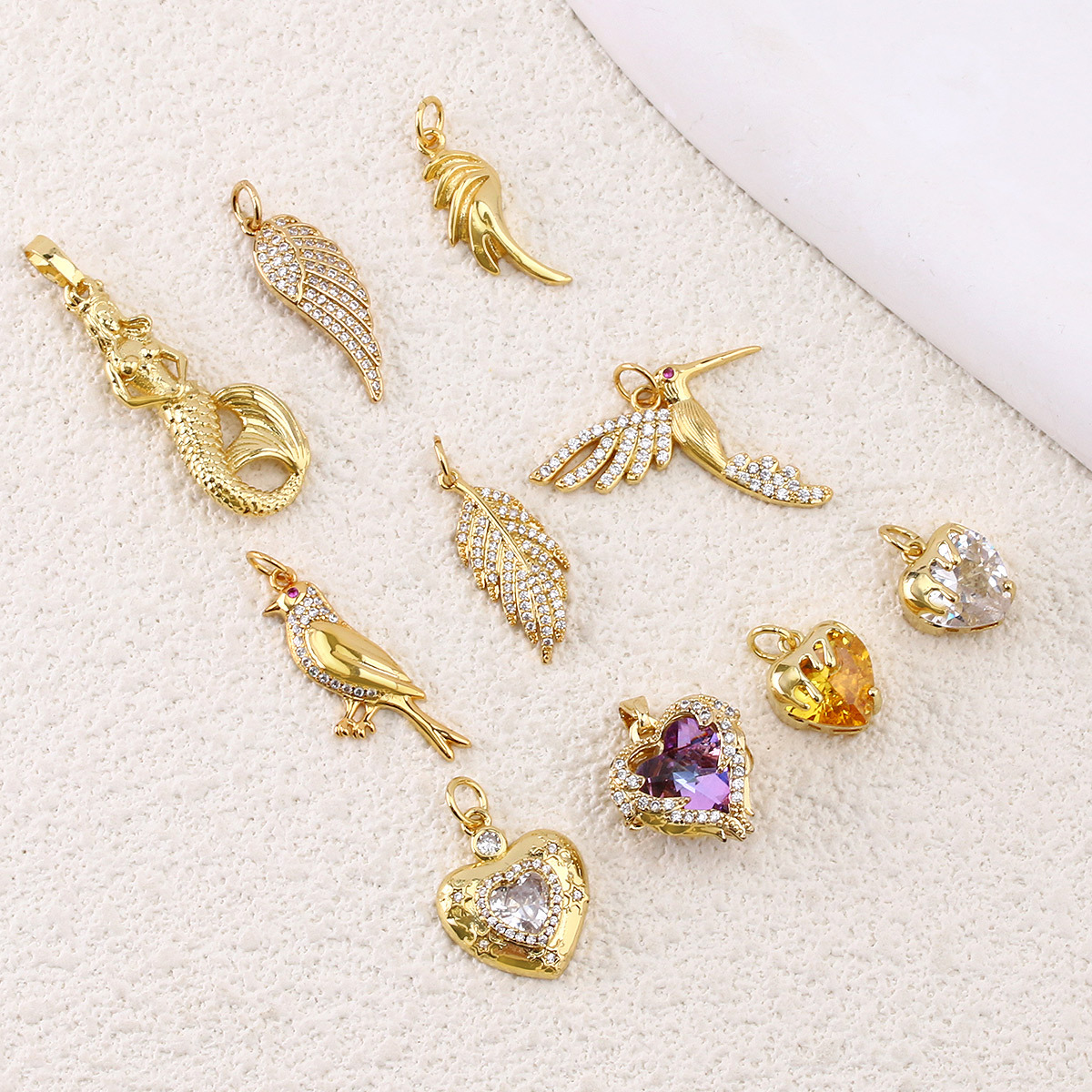 2g Weight Pendant Jewelry Making Type 11 * 12mm Jewelry Making Size Zircon Inlay Material DIY Jewelry Accessories Classification 1 Piece Quantity Copper Material Heart Shape Pattern All Seasons Season Plating Design Elegant, Glam Style 1 Piece 11 * 12mm Copper Zircon Heart Shape Pendant 无