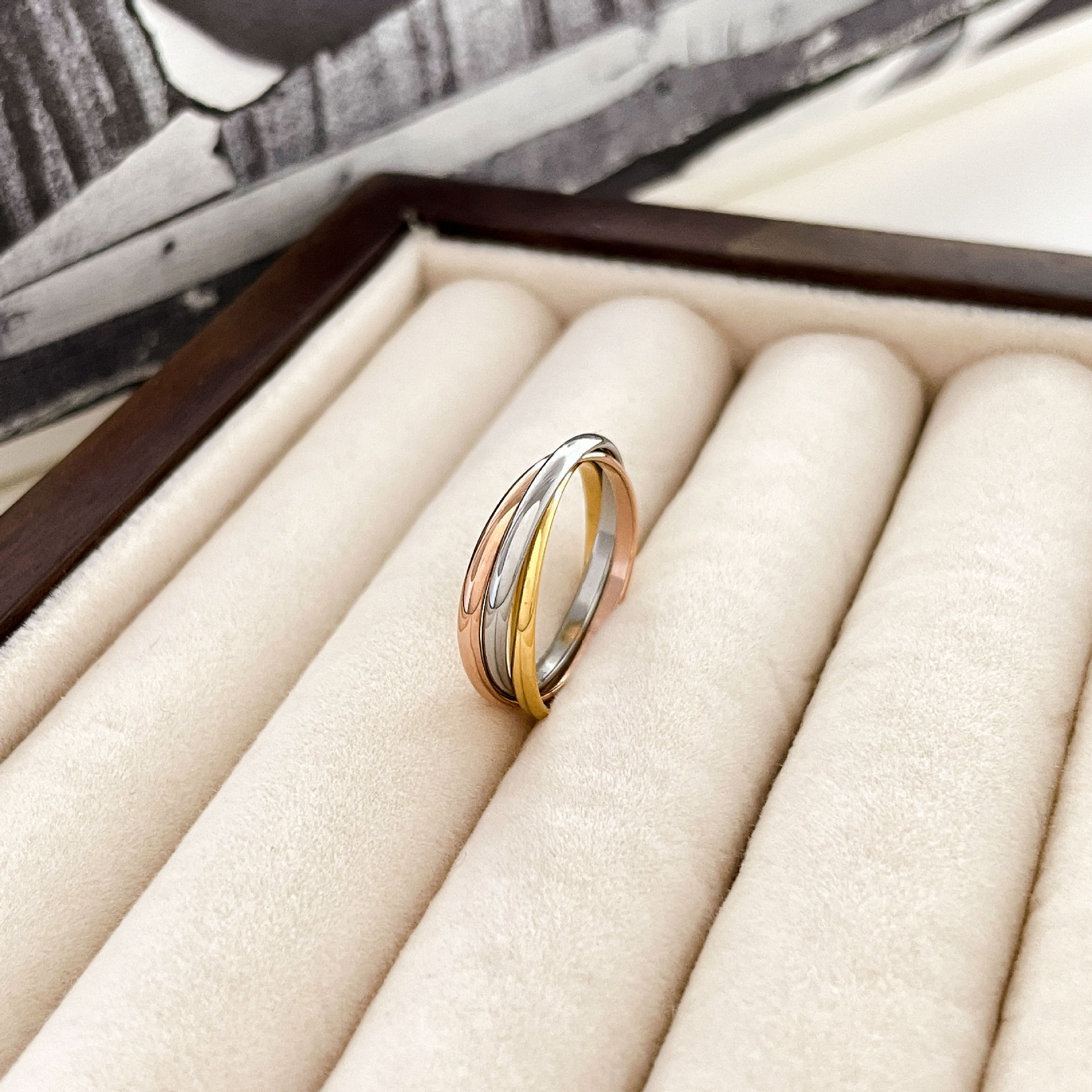 9g Weight Rings Classification 1 Piece Quantity Daily Occasion Simple Style Solid Color Titanium Steel Plating Gold Plated Rings