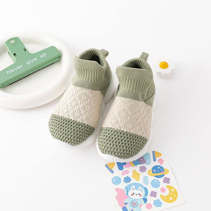 Zapatos para niños zapatos para bebés de mallas sólidas suela suave para bebés transpirables y cómodos