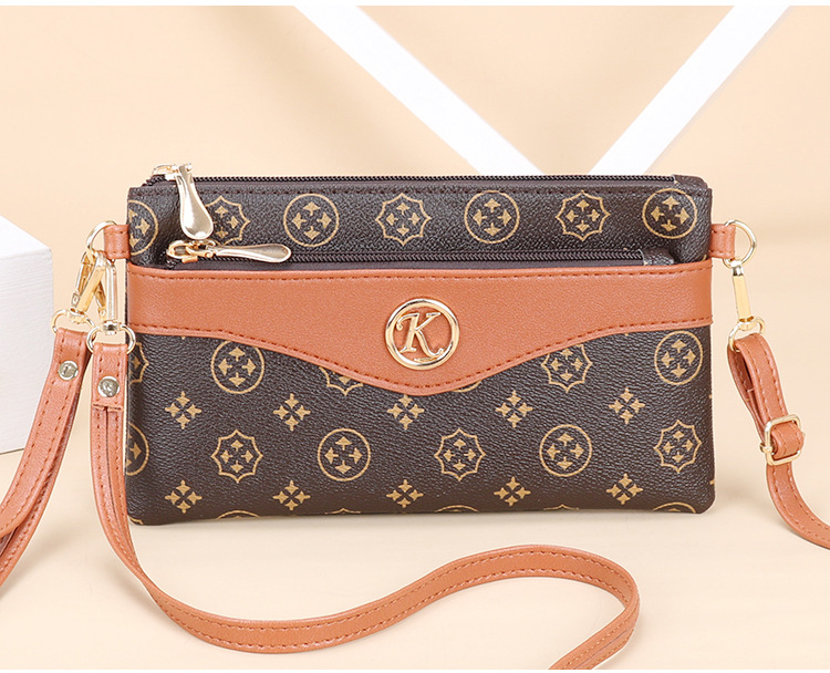 Middle aged mother's women 2024 new fashionable and atmospheric shoulder versatile crossbody bag for women's_voghion.com