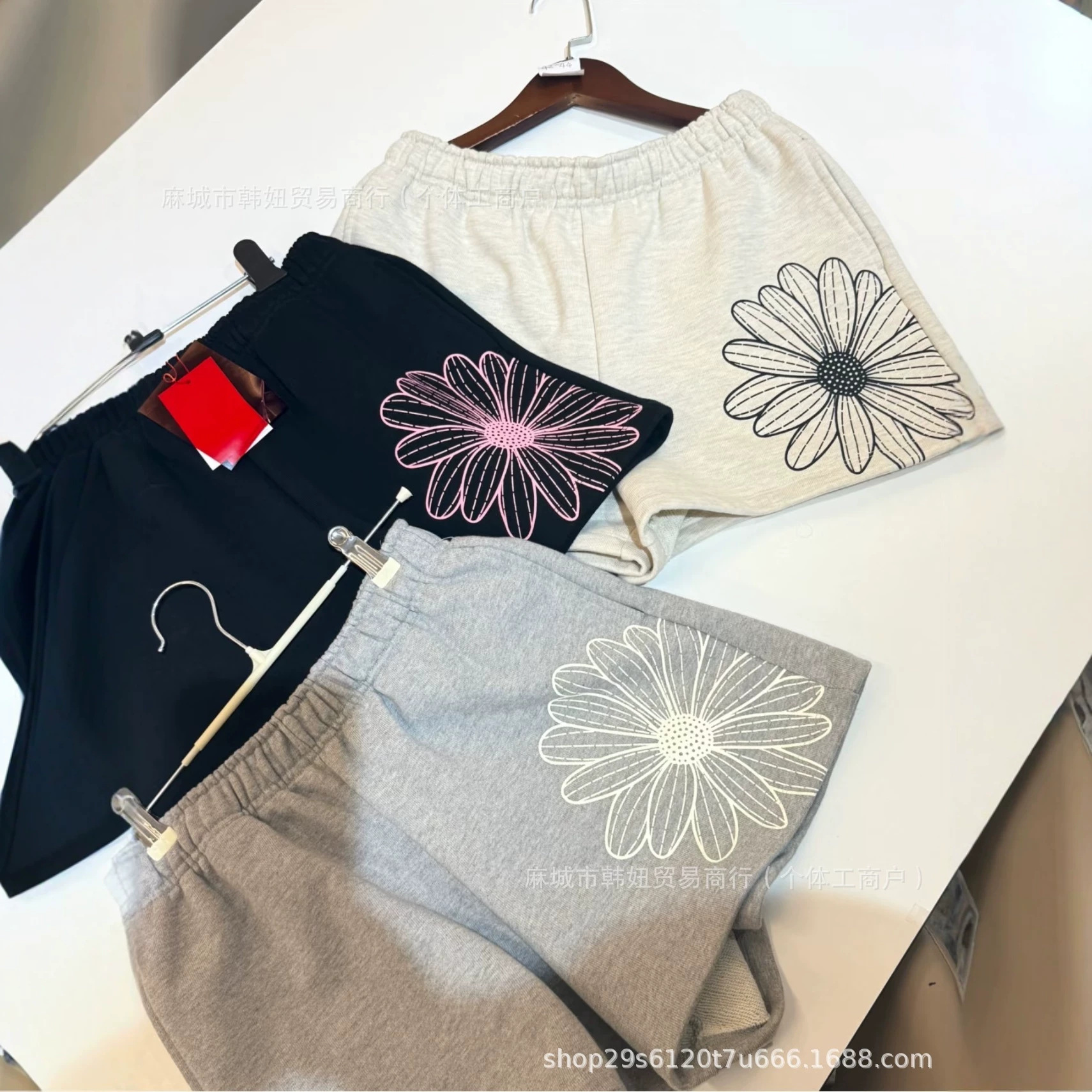 In-Stock Korean Trendy Brand Mardi Shorts Summer New Classic Large Logo Print Casual Knee-Length Shorts Wholesale