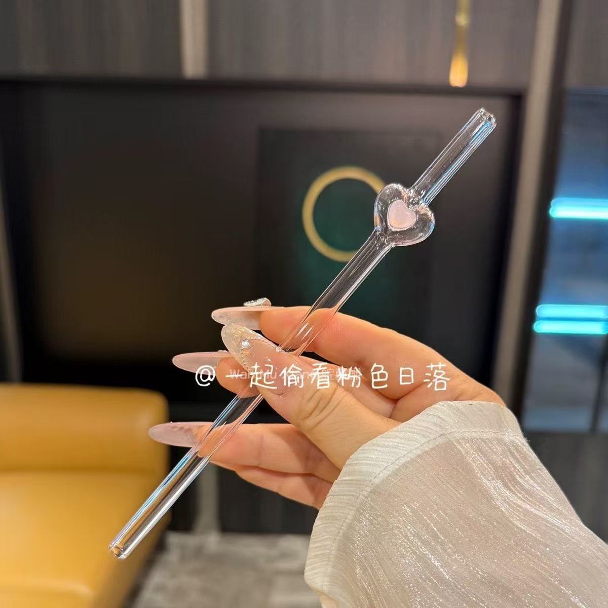 Color rosa transparente amor pipeta tubo de vidrio ins alto valor de diseño sensación de viento rojo resistente a altas temperaturas agua potable para estudiantes