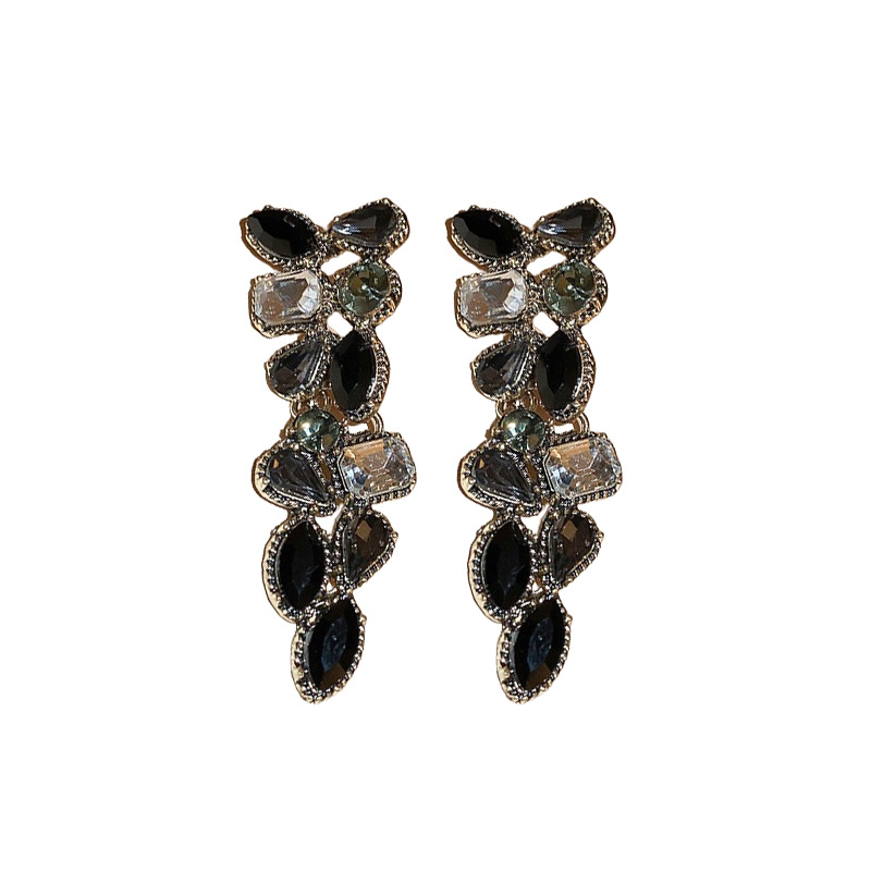 Diamante-incrustado gota de agua borla collar ligero vestido de lujo Socialite temperamento colgante clavícula Cadena de alto grado de joyería de moda al por mayor