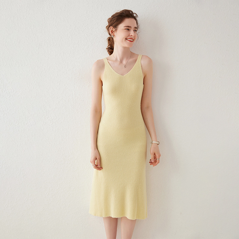 Cashmere suspender dress inner wear 2023 autumn and winter new women's V-neck knitted dress loose sleeveless bottoming skirt over the knee