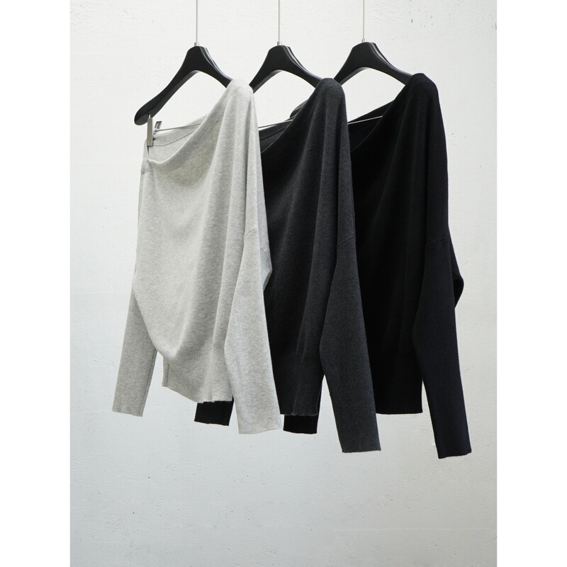 Trendy Off-Shoulder Wool Blend Knit Sweater with Irregular Batwing Sleeves Trendy Off-Shoulder Wool Blend Knit Sweater with Irregular Batwing Sleeves