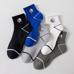 Men's Spring/Summer Polar Bear Cartoon Animal Embroidered Low-Cut, Sweat-Absorbent, Breathable, Trendy Cotton Sports Short Socks