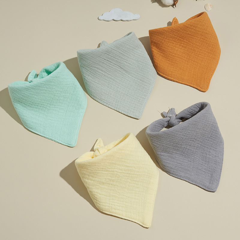 European and American New Thin Baby Gauze Triangle Towel Double-layer Snap Button Newborn Bib Baby Saliva Towel Pure Cotton