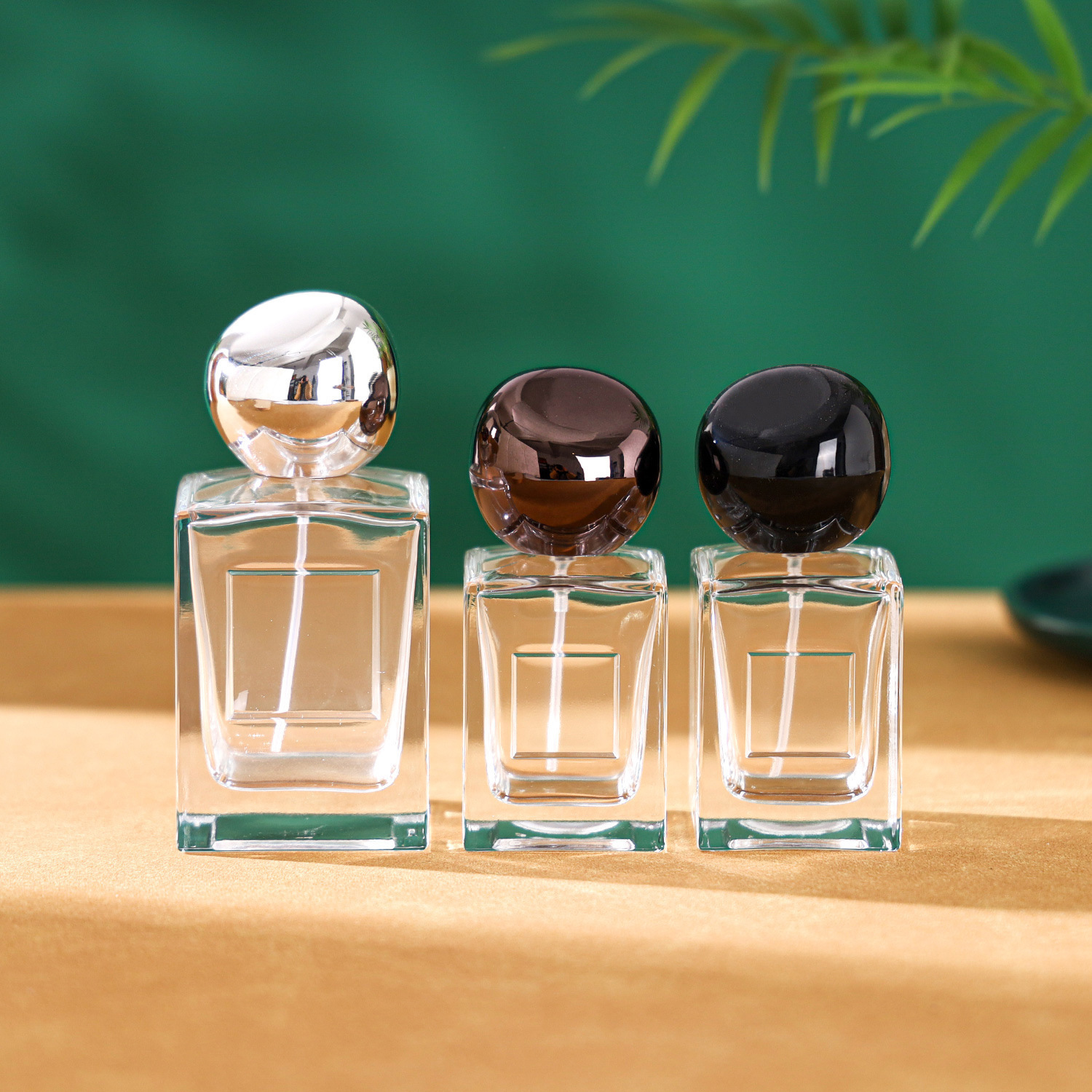 新款15牙喷雾泵盖子方香水瓶可贴标喷雾瓶化妆品玻璃包装小样瓶