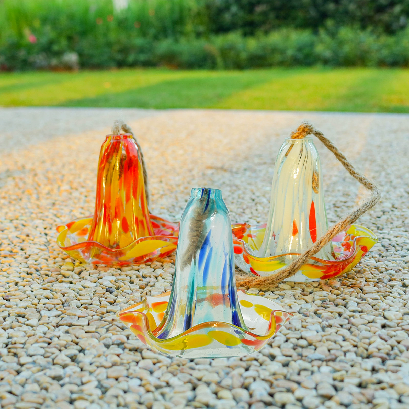 Кросс-бордерная новинка: подвесная кормушка для колибри с окном, садом, террасой и двором, стеклянный декоративный колокольчик-кормушка