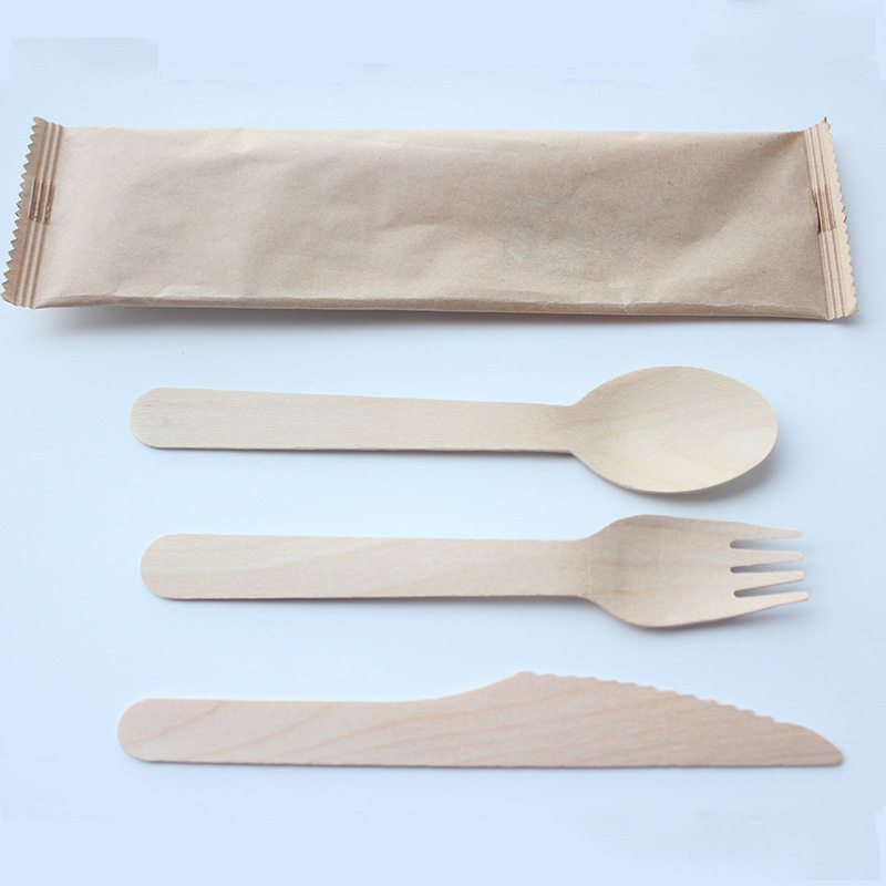 Cuchillo desechable de madera, tenedor y cuchara de tres piezas de madera protección del medio ambiente vajilla traje para llevar filete cuchillo de madera postre tenedor de madera y cuchara