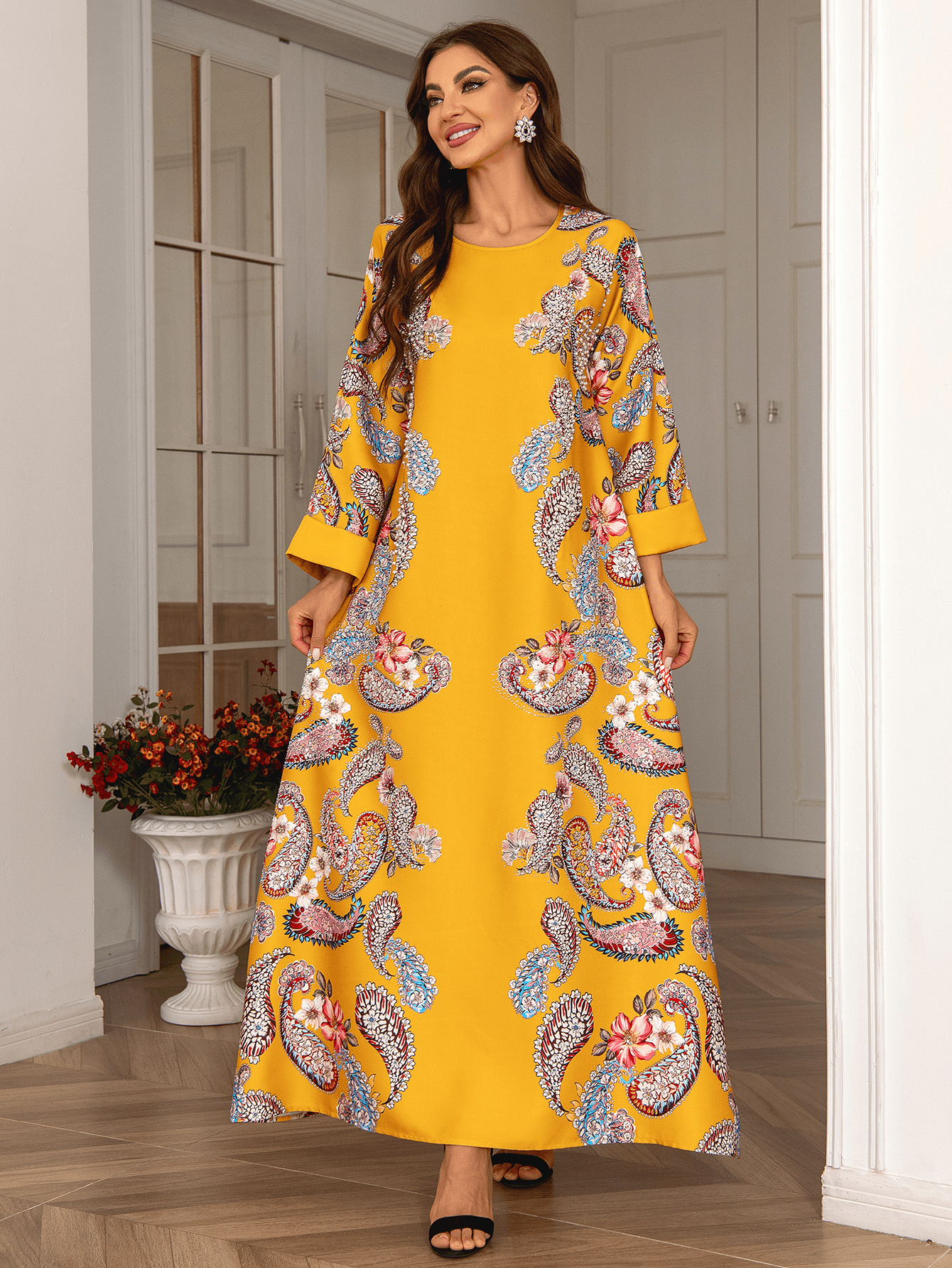 2405 Middle Eastern European Cross-border Muslim Women's Long-sleeved Floral Dress With Beading Rhinestones, Elegant And_ecoleips.com