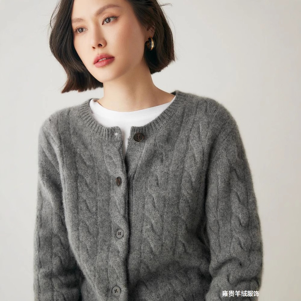 鄂尔多斯市正品山羊绒圆领开衫女毛衣外套三股加厚保暖外搭针织衫