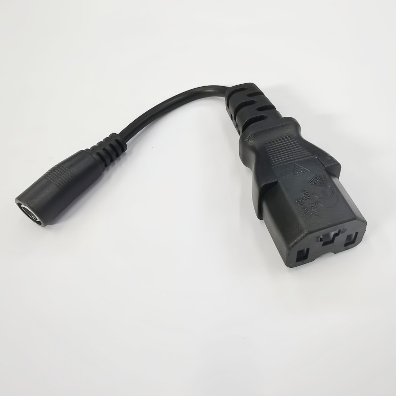 Adaptador de alimentación de CC uno dividido seis patina equilibrada bicicleta eléctrica cargador a prueba de agua conector de cable 42V