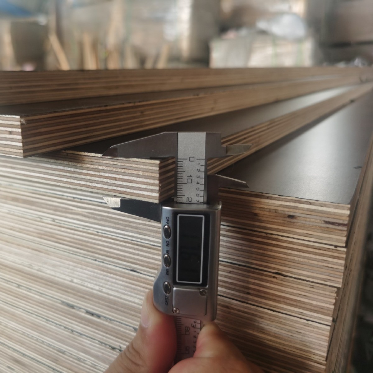 Tablero laminado de construcción al por mayor contrachapado reutilizable madera contrachapada muebles tablero multicapa tablero ecológico álamo