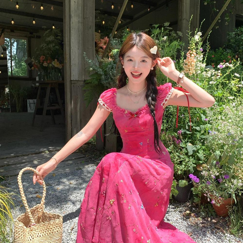 玫红色特别漂亮掐腰连衣裙夏女2025新款轻奢高级感收腰显瘦碎花裙|undefined