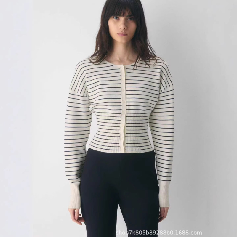 Aritzia Wilfred Golightly Cardigan26 Latest Color Combination Silhouette Knit Cardigan Aritzia Wilfred Golightly Cardigan26 Latest Color Combination Silhouette Knit Cardigan