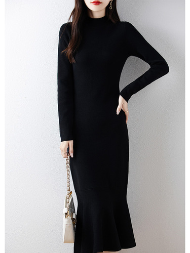 French-style knitted fishtail skirt women's slim-fit dress, new autumn/winter long-sleeved mock turtleneck bottoming skirt, elegant midi skirt.