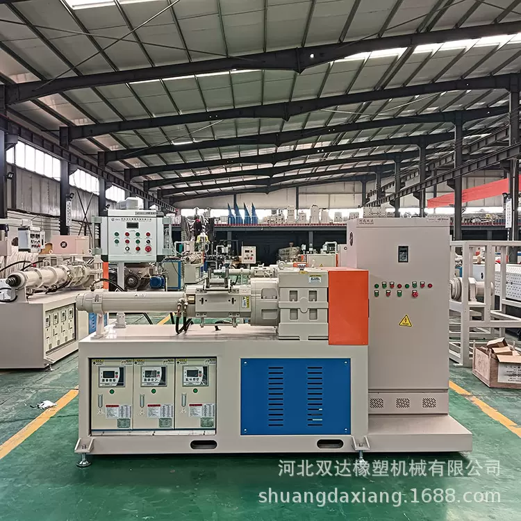 双达橡塑高效橡胶挤出机汽车橡胶零部件挤出机及辅助设备批发