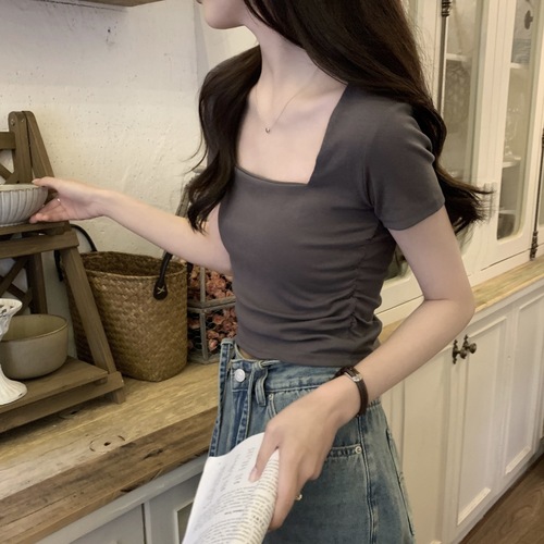 Elegant Square-Neck Short-Sleeve T-Shirt for Women, 2025 Summer: Korean-Style Pleated Design, High-Quality, Slim-Fit, Cropped Top for Students