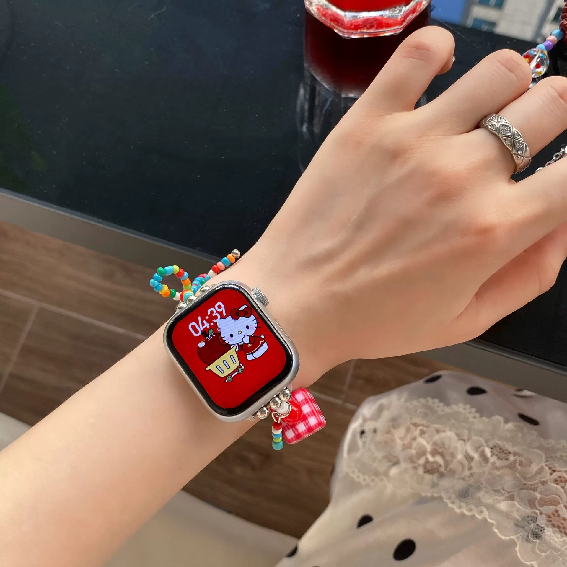 Цветной браслет из бусин, подходящий для Apple Watch S9, бантик, iWatch876543SE, ниша дофамина