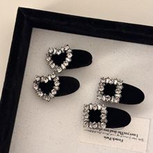 �����^�W�С�l�AŮ�n��ǰ�~�����A��߅�l�����|�z�q����A���^�