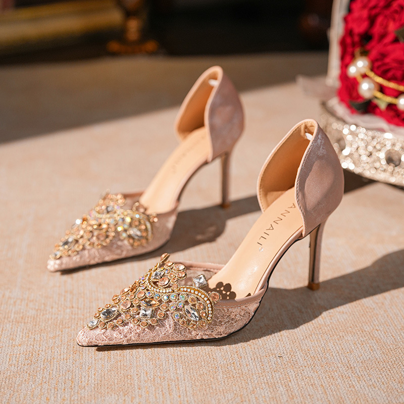 2026 Early Spring New Hollow Women's Shoes Pink Bridesmaid High Heels Fashion Stiletto Heels Beaded Rhinestone Banquet Shoes