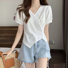 不规则正肩泡泡短袖v领t恤女开叉设计感小众高腰夏季别致短款上衣