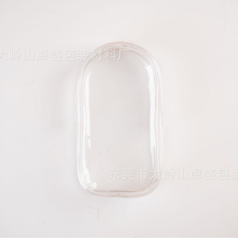 布18cmのゴム人形が防塵しています。|undefined