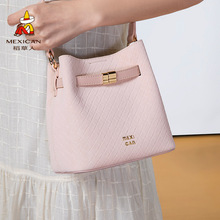 ������С���OӋ����Ů�¿�2025ˮͰ�����s�ٴ������μ�б���