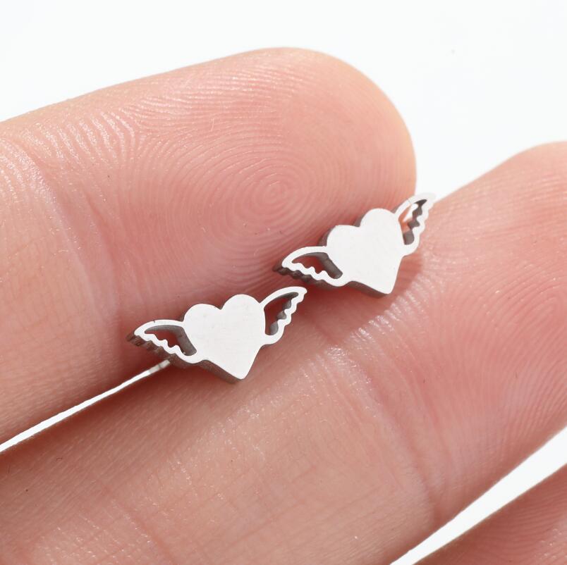 Fashion Heart Shape Wings Stainless Steel Plating Hollow Out Ear Studs 1 Pair