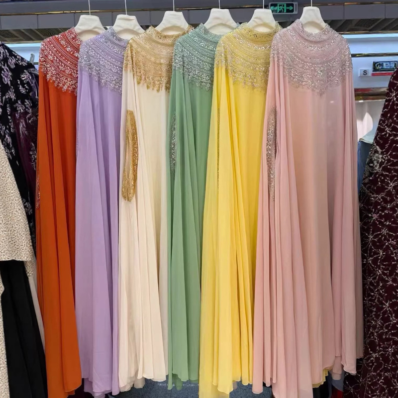 Fashionable and Elegant Loose-Fitting Plus-Size Dress for Women, 2026 New Model, Rhinestone Embellished Gown, High-End and Graceful Long Dress with a Large Hem