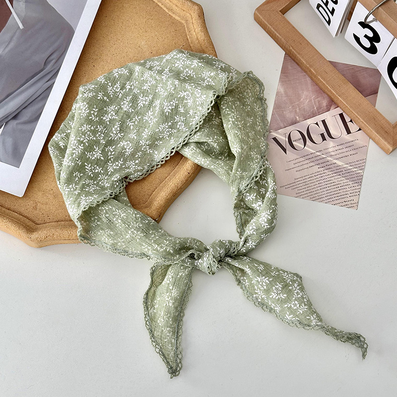 Turbante de alta calidad en un triángulo nuevo bufandas de flores de primavera y otoño bufandas de algodón y lino bufandas de seda al por mayor