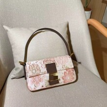 ������Ҹ�°���2025�¿�μ�������Ů�����仨�ܰٴ�