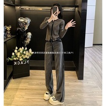 ���b����һ���״�a��ᘿ���ţ��ѝ�nϵ����߼��r�л�ɫ���bŮ