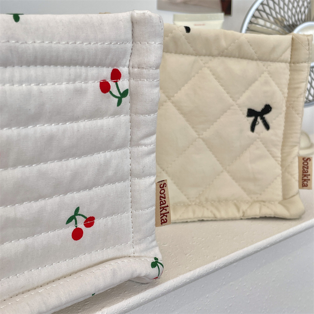124g Weight Storage Basket Storage & Cleaning 1 Piece Quantity Polyester Material Cherry Pattern Cute Style Cute Cherry Polyester Storage Basket 7