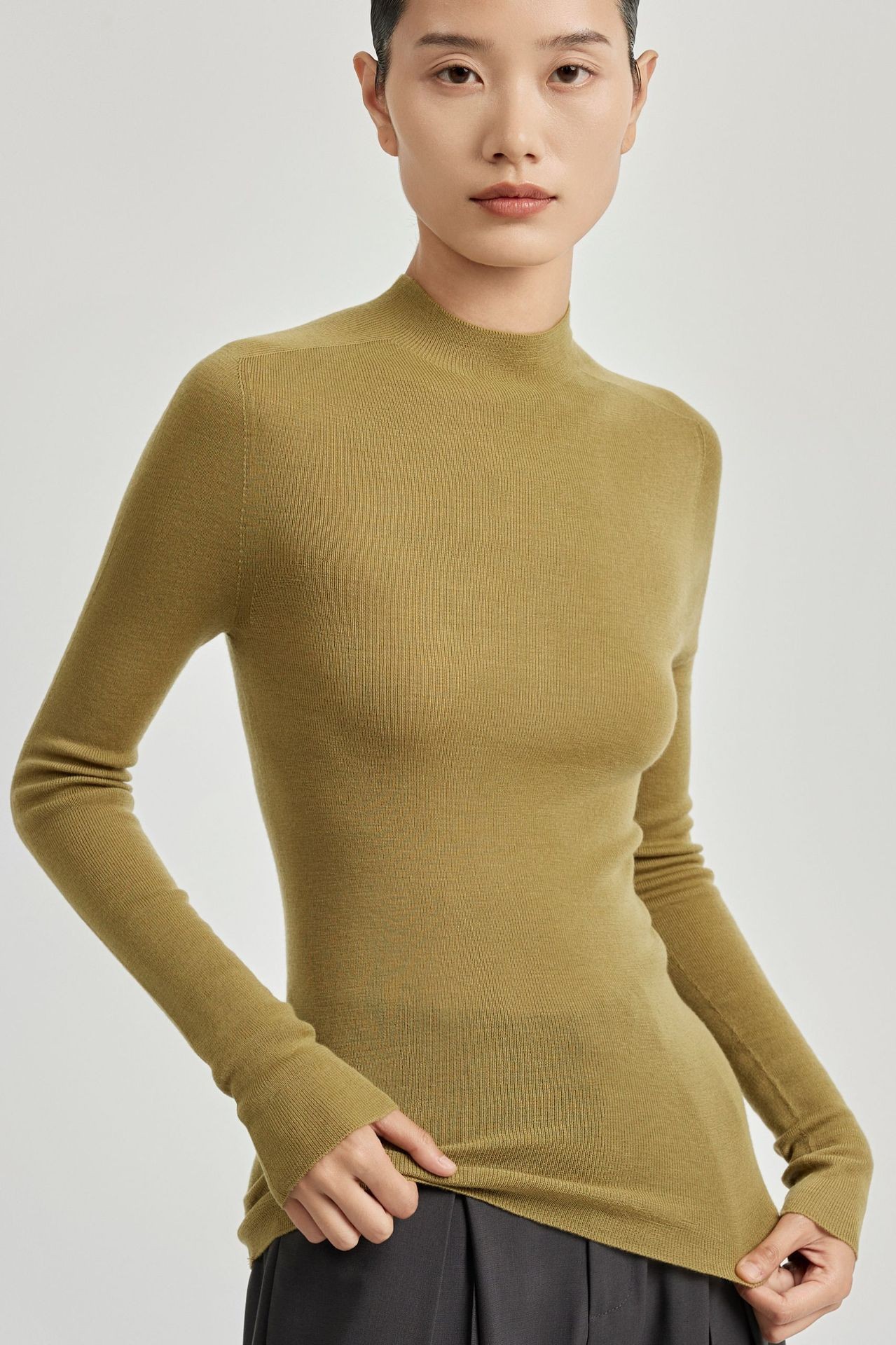 [Yangzi Yarn] シームレス 100% ウール セーター ハーフタートルネック セーター 長袖 ボトムス ミッドカラー 万能トップス 秋冬 レディース