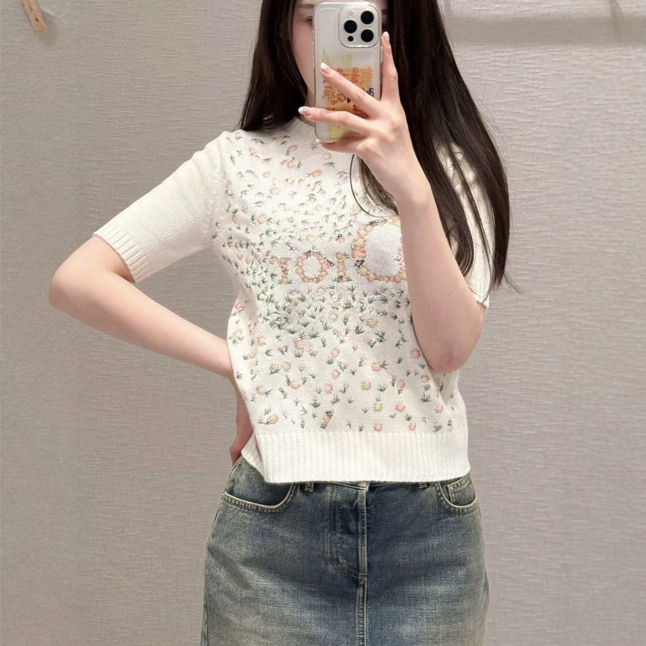 南油高版本早春新款羊毛碎花刺绣短袖针织衫短袖软糯亲肤现货发