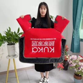 挡风衣/被;成人帽;饭盒袋