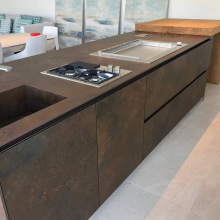 意大利石材进口拉米娜火山红岩板1.2*2.7瓷砖别墅背景墙岛台