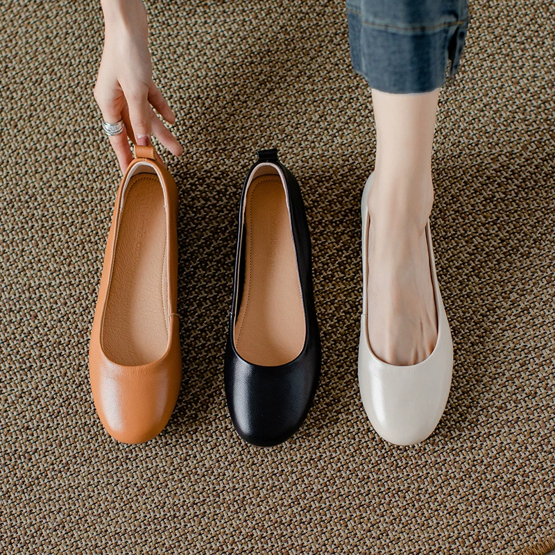 Французские маленькие кожаные туфли из натуральной кожи на мягкой подошве Весенне-осенние туфли-лодочки Туфли-лодочки с круглым носком Молочные туфли с мелким носком Туфли из мягкой кожи Женские туфли на плоской подошве