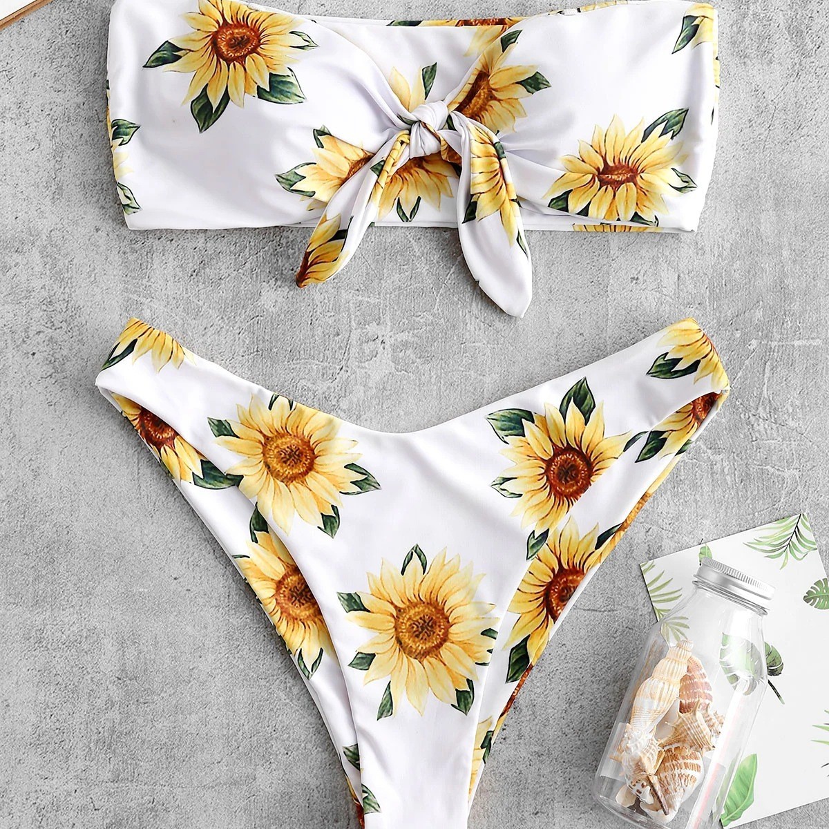 Factory Direct Sales of New Women's Swimsuits, European and American Sexy Strapless Printed Sexy Bikinis, Women's Swimwear Wholesale